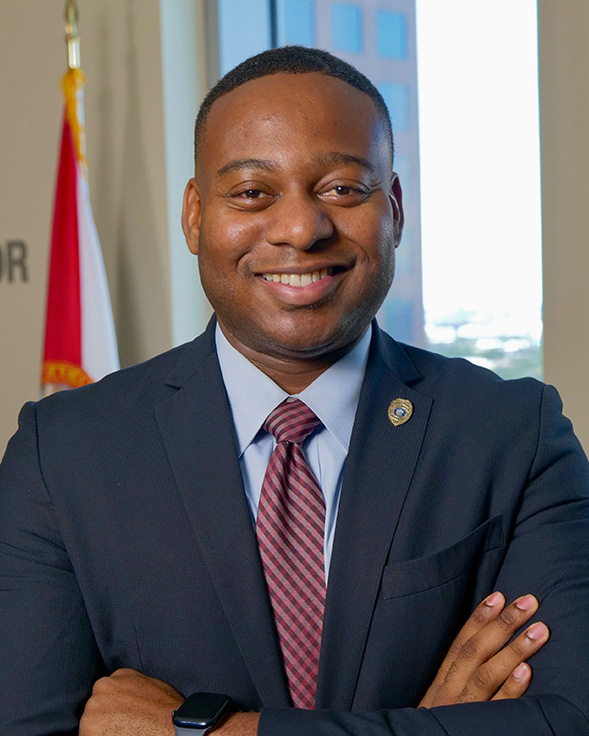 haroldpryor-browardstateattorney-photo-2a-cropped